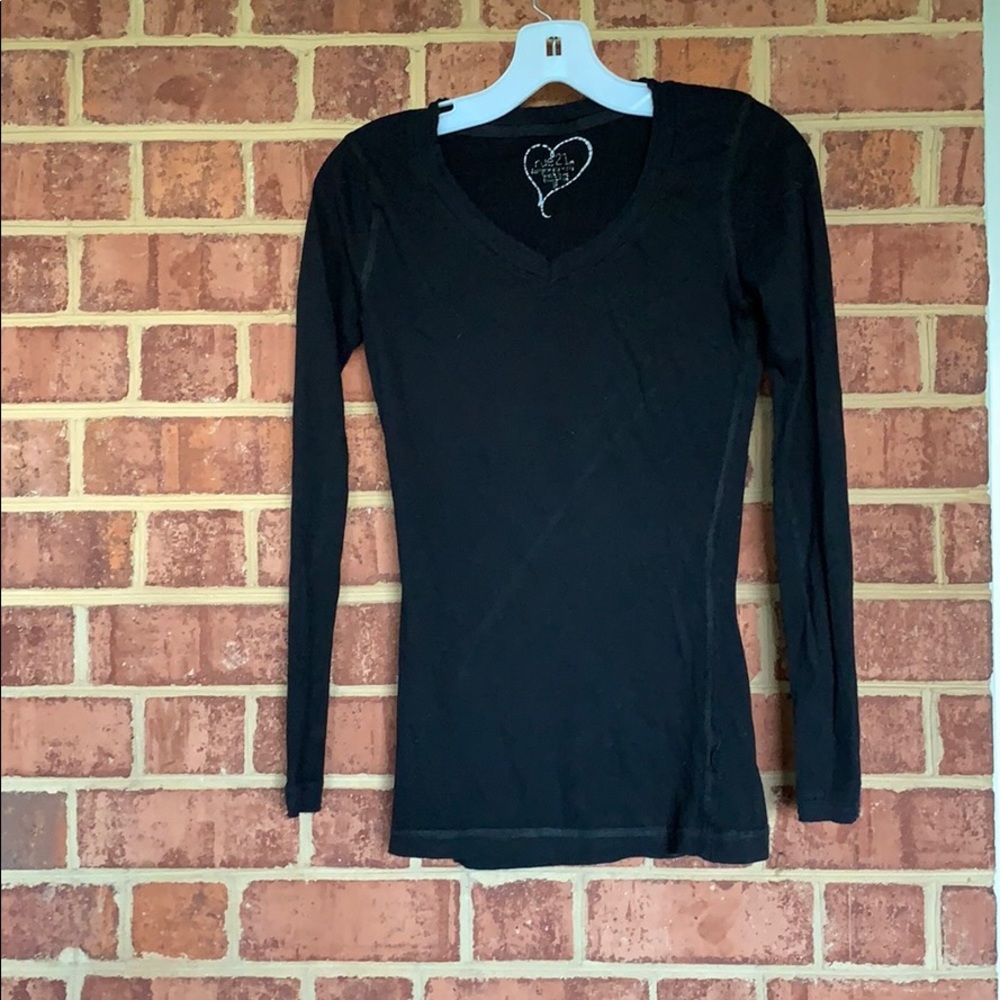 Long sleeve fitted tee